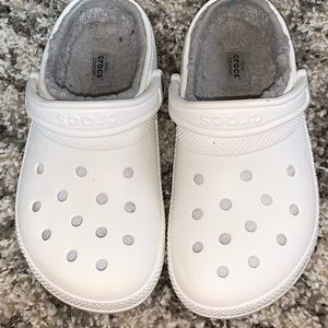 White fuzzy Crocs